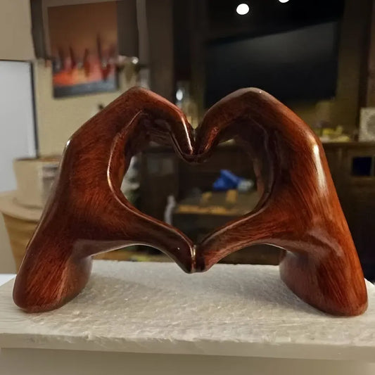 1 piece of handcrafted heart-shaped resin sculpture - elegant interwoven heart art, durable ABS home and V1105-YAGS-002