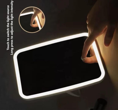 Portable LED light strip makeup mirror, very suitable for home, travel and office use. High-definition mirror V1105-YAHZJ-001