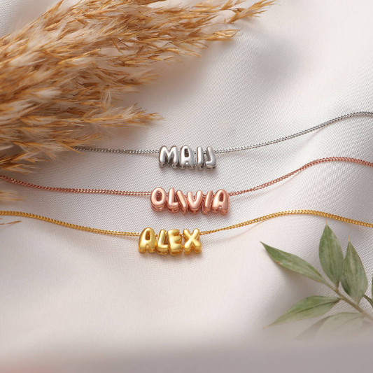 Custom letter necklace with a complete set of letter beads from A to Z, 10mm heart pendant, three colors V1188-MS-210-058