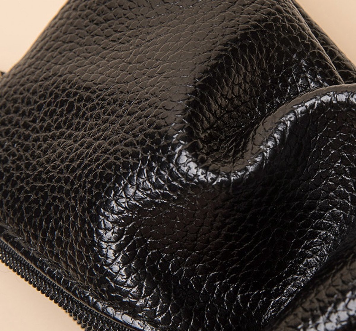 Luxury Protective Case for Car Key | Portable Wallet | Key Pouch | Car Key Pouch | Car Key Case | PU Leather V1188-MS101-00095-1