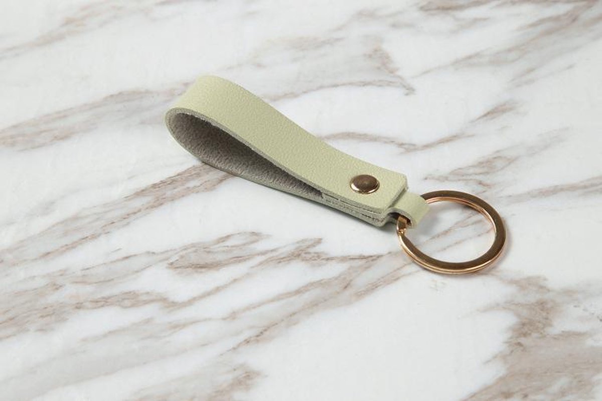 Faux leather keychain mint green V1188-MS101-00523-1