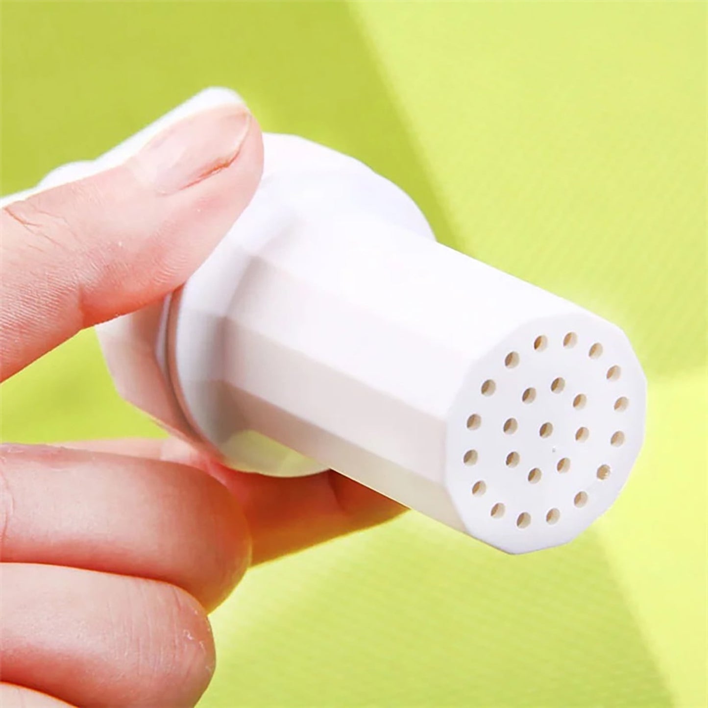 JWDX Garlic Press Clearance! Useful Garlic Crusher Sharpener Plastic Case Peeler Press Kitchen Garlic Press, V1189-LWWAL-20260325-03036