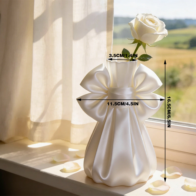 Elegant 3D-printed bow vase, home decor, silk white. V1195-VYY0071