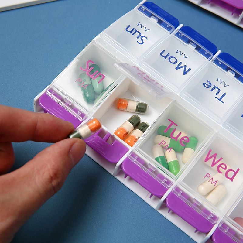 14 Grid Pill Box V1221-XM-BXYWH-02
