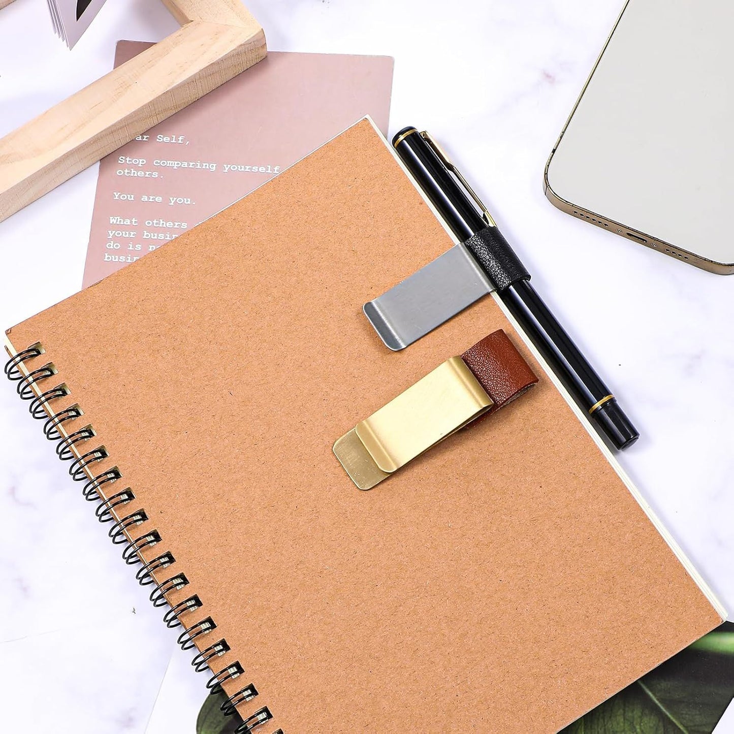 2 Pcs PU Leather Retro Notebook Pen Clips Metal Pen Loop Holder Sleeve - Silver & Gold V1258-DP02-D-664