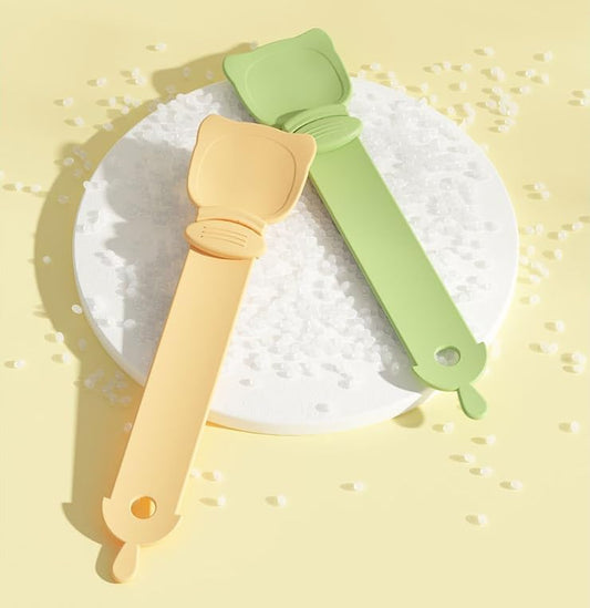 Cat Food Dispensing Spoons, 2-in-1 Design with Cat Head Shape, Orange/Green, Set of 2 V1259-DP01-A-2741