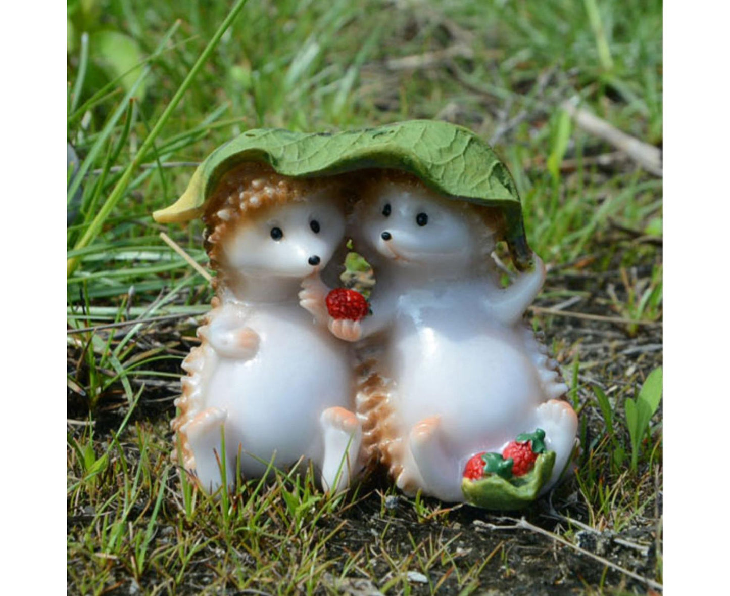 Garden Hedgehog Figurine-Resin V1263-JX-451