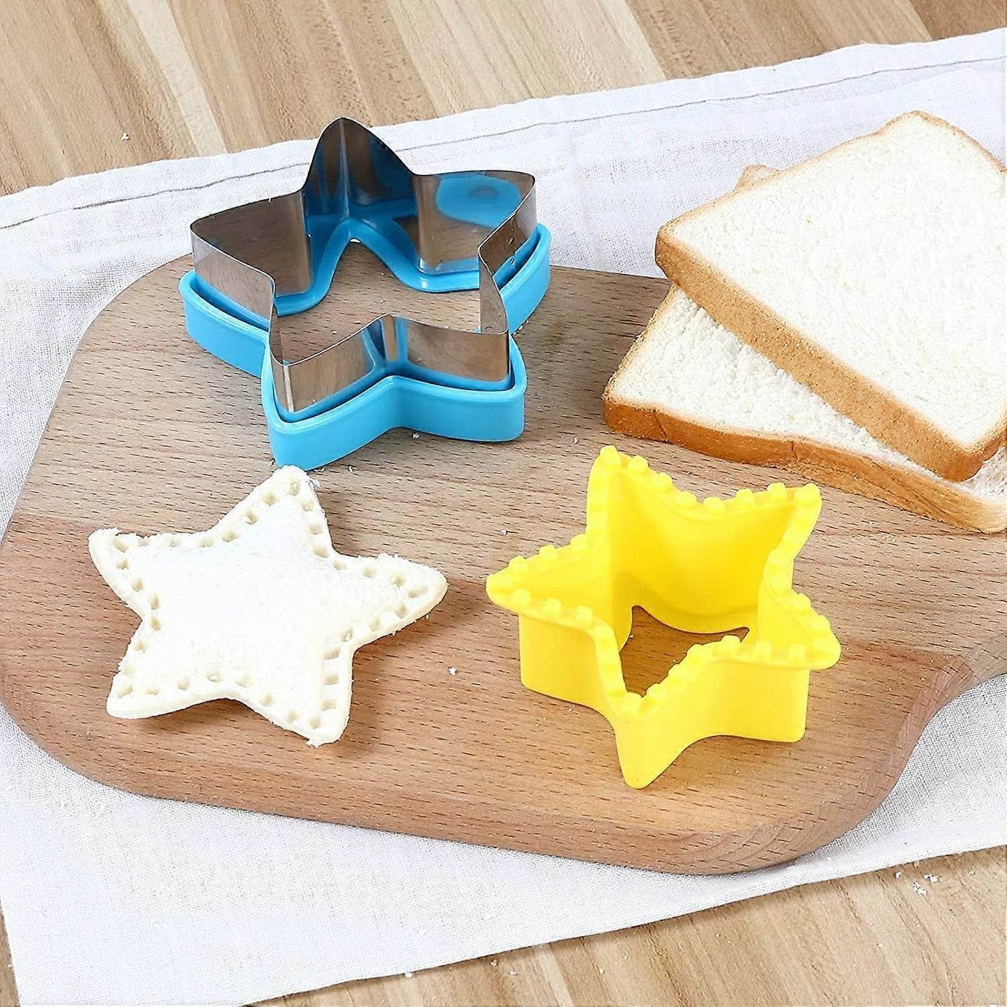 4pcs Sandwich Cutter and Sealer Set Bread Pancake Cookie Cutters V1263-JX-5552