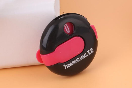 Golf Stroke Counter - Clip-On Score Keeper for Gloves & Hats (3 Colors) - Black V1308-DSZKI-198-1