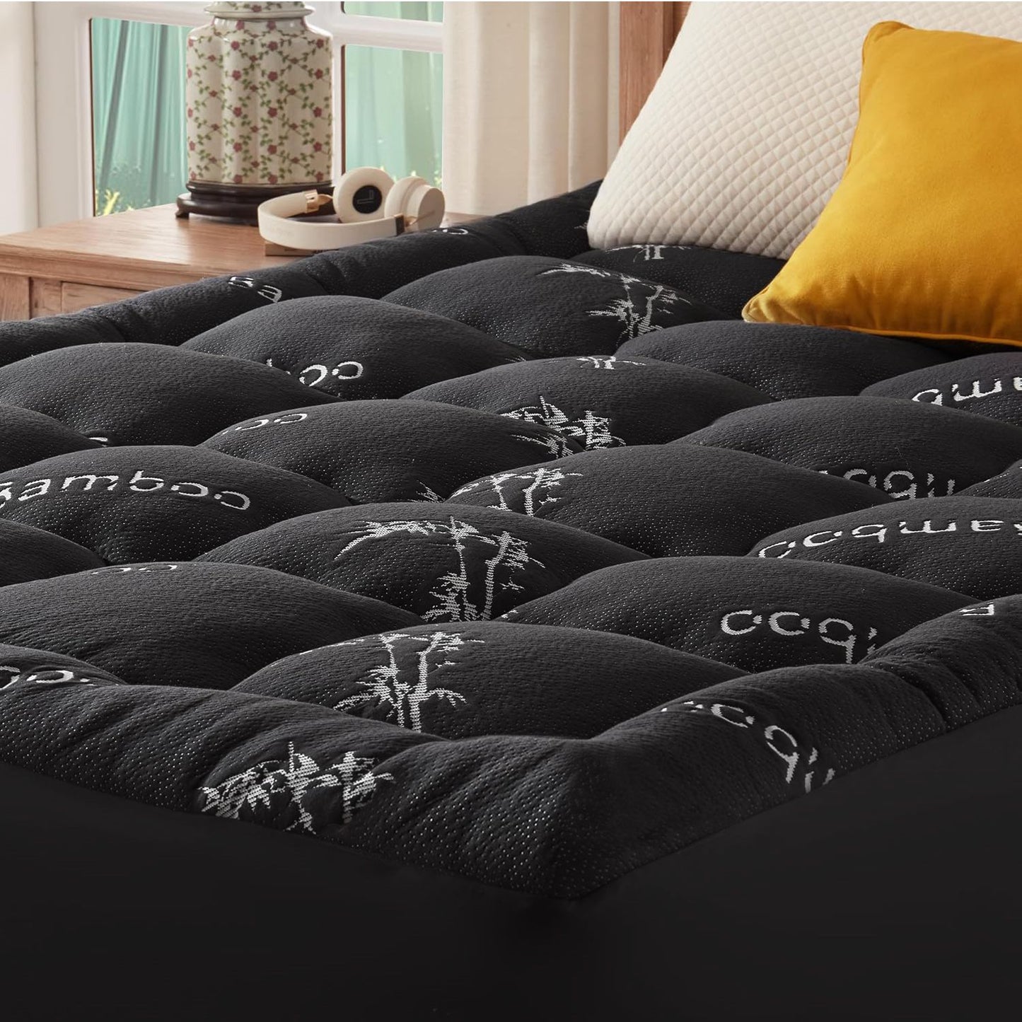 800GSM Mattress Topper Viscose Derived from Bamboo, Thick Pillowtop Fitted Mattress Cover with 45cm Deep Skirt - Machine Washable Hypoallergenic(Single,Black)