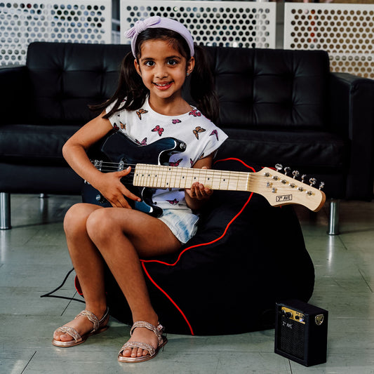 3rd Avenue Junior Electric Guitar Pack - Black V398-NM-STX30BKPK