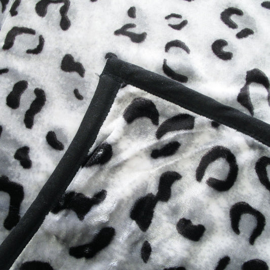 675gsm 2 Ply Animal Print Faux Mink Blanket Queen 200x240 cm Snow Leopard V442-BZO-BLANKET-675ANIMALLEOPARD-SNOW-QS