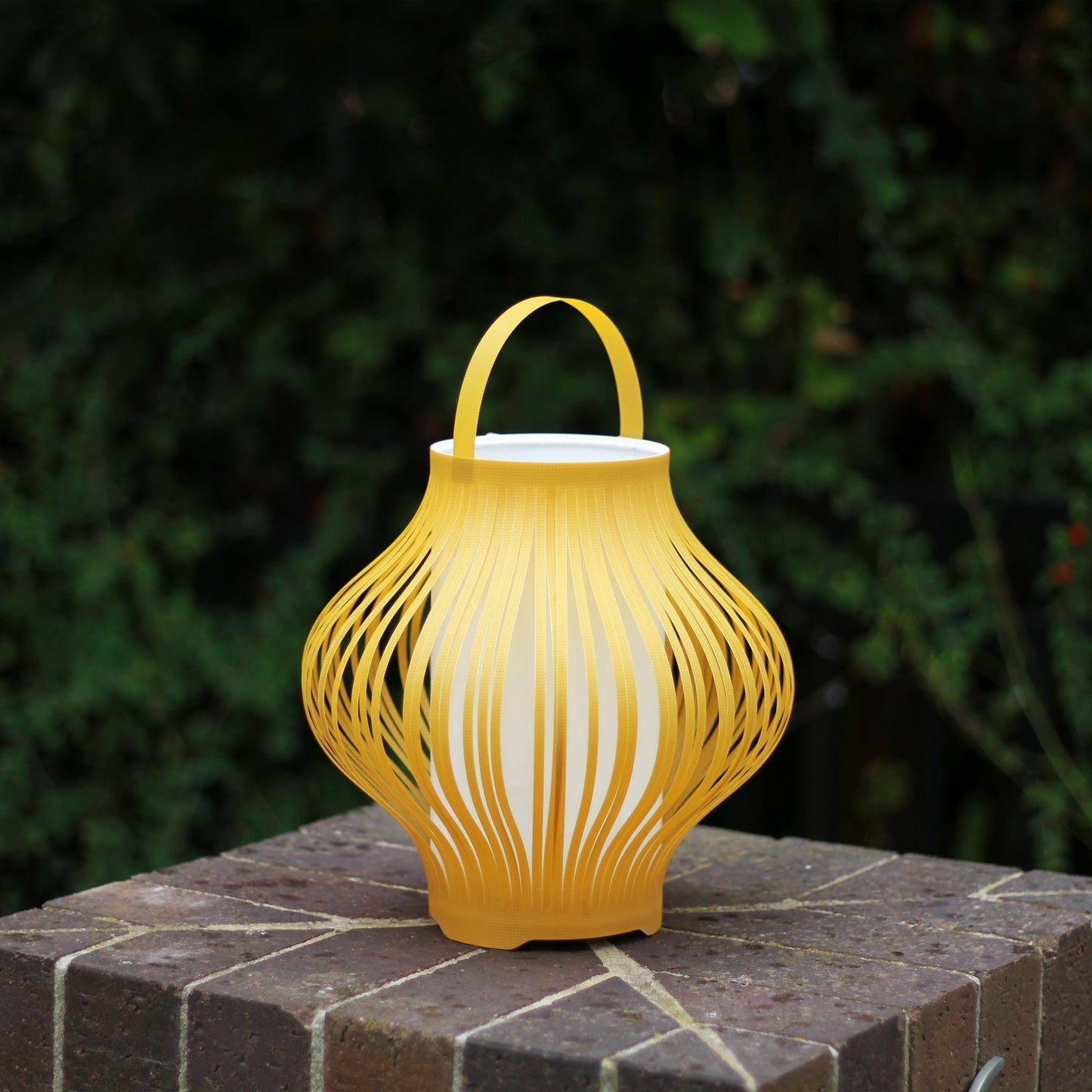 LED Retractable Lantern - Yellow V558-LL0513Y