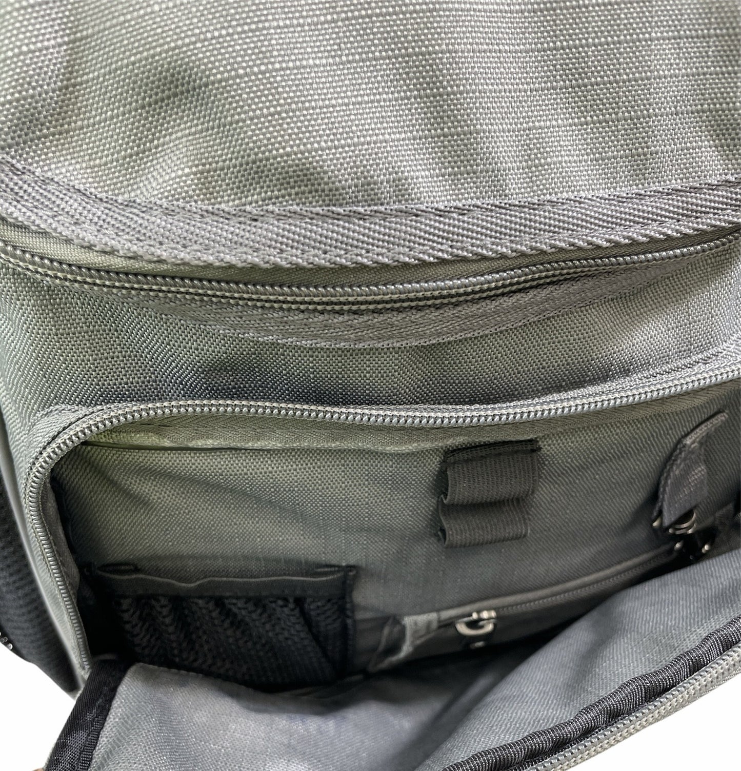 23.5L Leuts Primary Deluxe Backpack School Library Book Bag - Grey V563-B8104-GREY