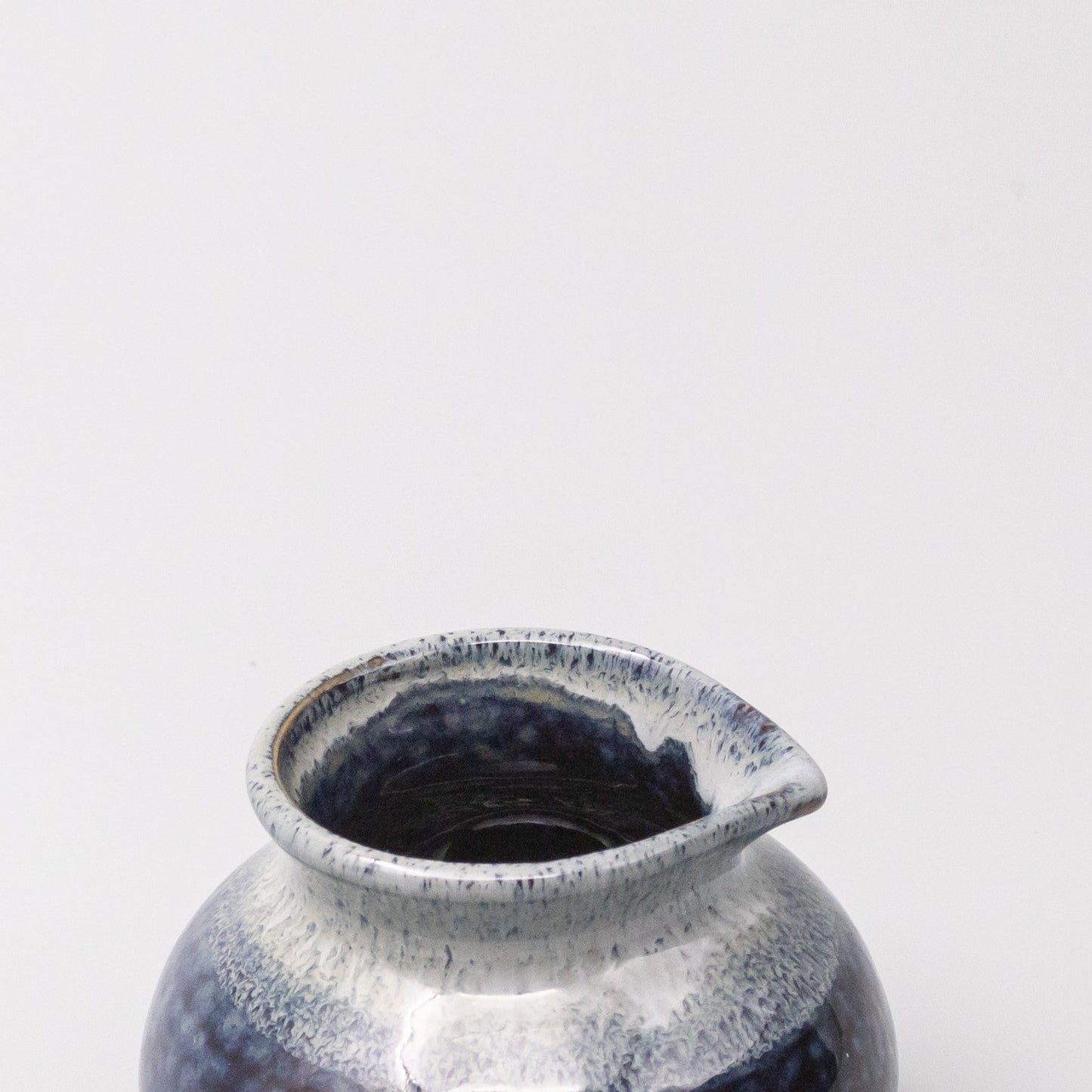 Pourer 120ml Denim Drip Glaze V637-C1068