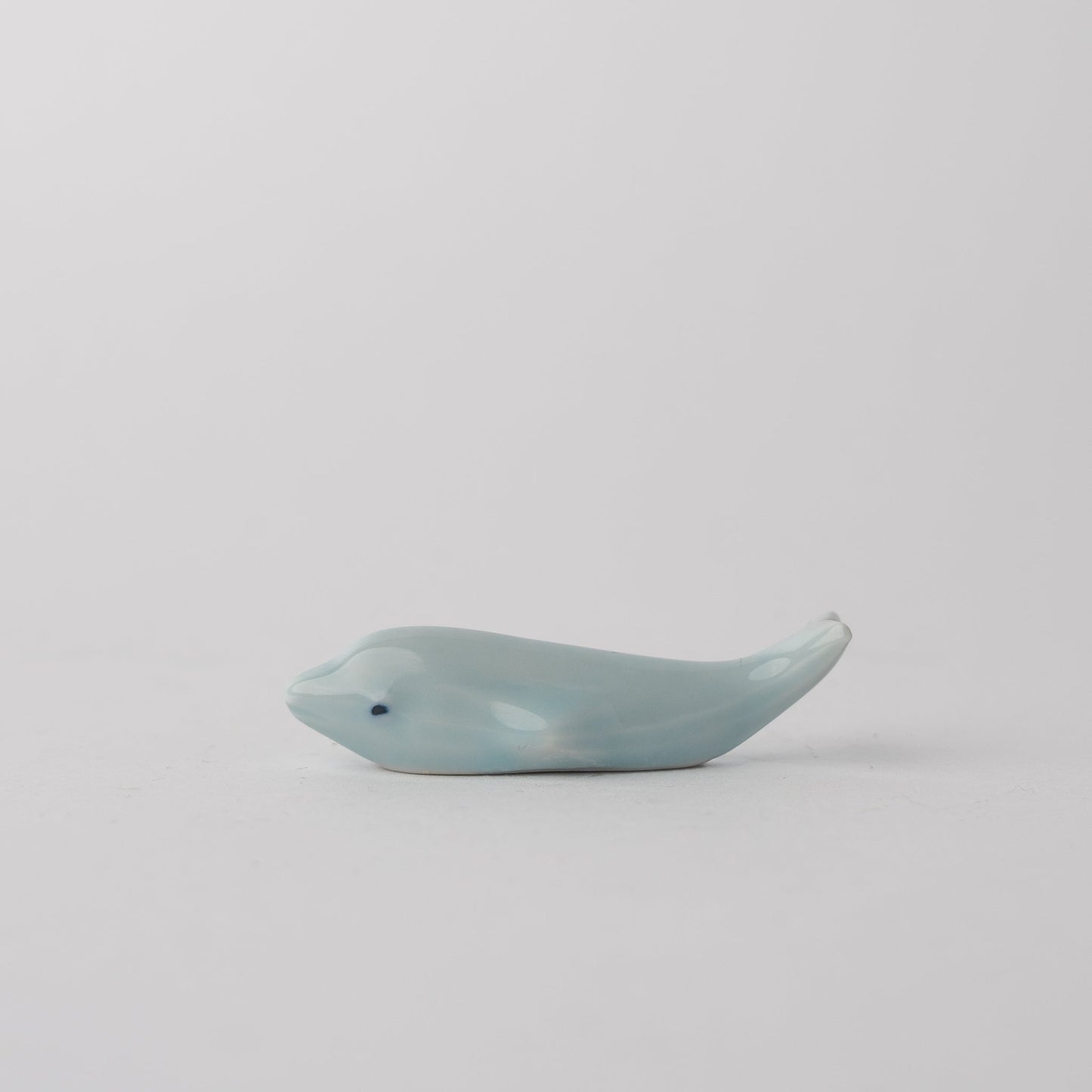 Chopstick Rest Ice Blue Dolphin V637-C1669