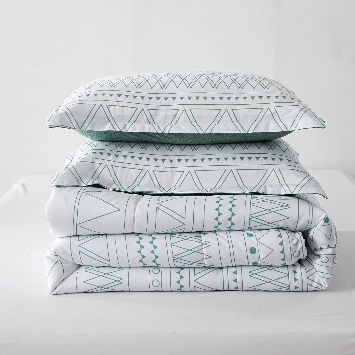 Boho Vibes Bedding Set - 3-Piece Comforter & Pillow Covers V745-MAB010772AJ3