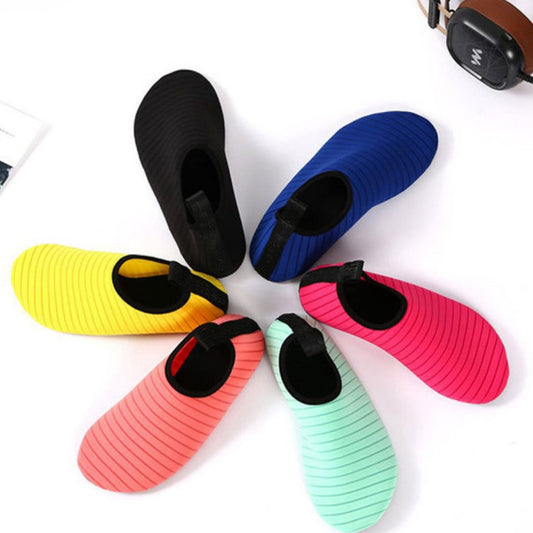 #40/41 Black Quick-Dry Aqua Beach Water Shoes for Men and Women - Slip-On Lightweight Breathable Barefoot V888-ELOSUNG39663
