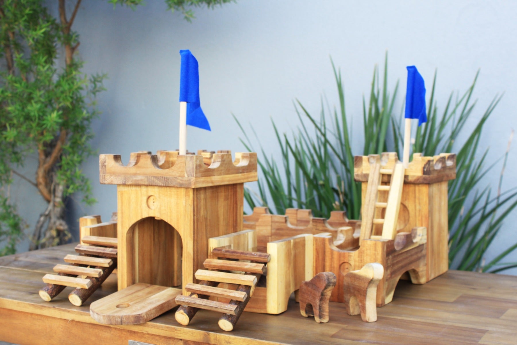 Wooden Medieval Castle V59-892