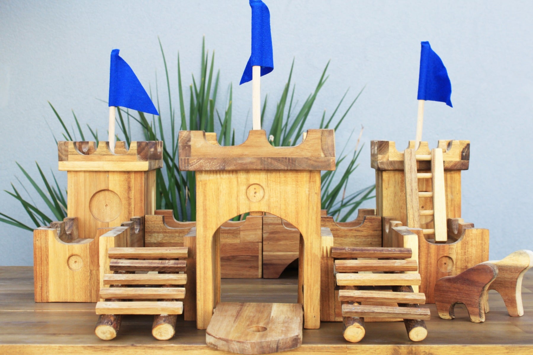Wooden Medieval Castle V59-892