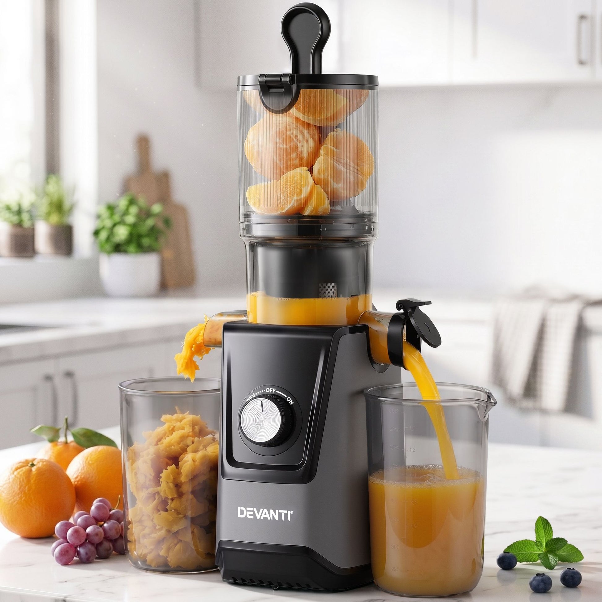 DEVANTI Slow Juicer Cold Press 200W for Fruit Vegetable Juice SJ-C-046-BK