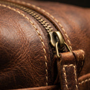 Leather Toiletry Bag for Men Leather Unisex Make-up Bag Travel Dopp Kit V1003-AARO-WB09