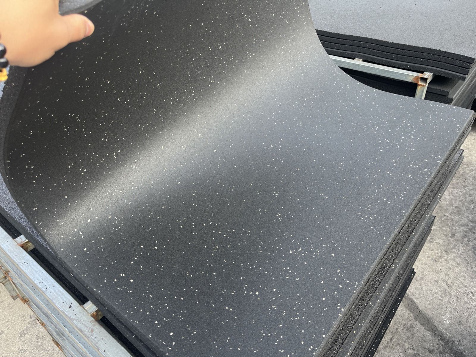 Rubber Gym Mats - Plain Black with White Speckles (15mm x 1m x 1m) V1012-CFGYMMATBLACKWHITE