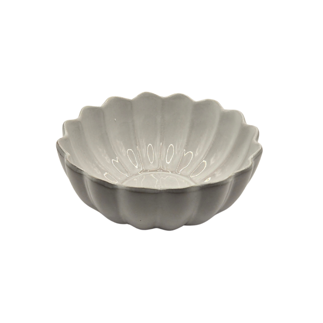 Set of 2 Scalloped Terracotta Bowls | White Glaze Finish | Decorative & Serving Bowls V1026-KLC9209