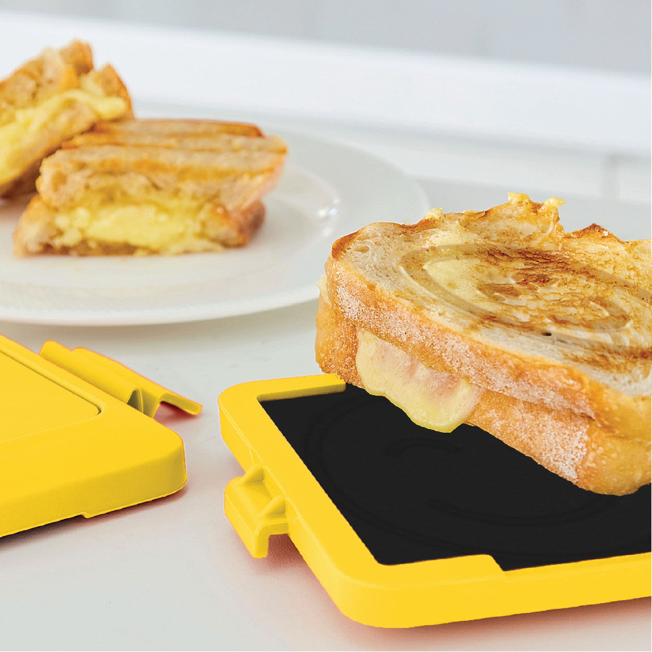 Laser Microwave Toastie Maker Smiley Face V1031-CO-MICSF-522