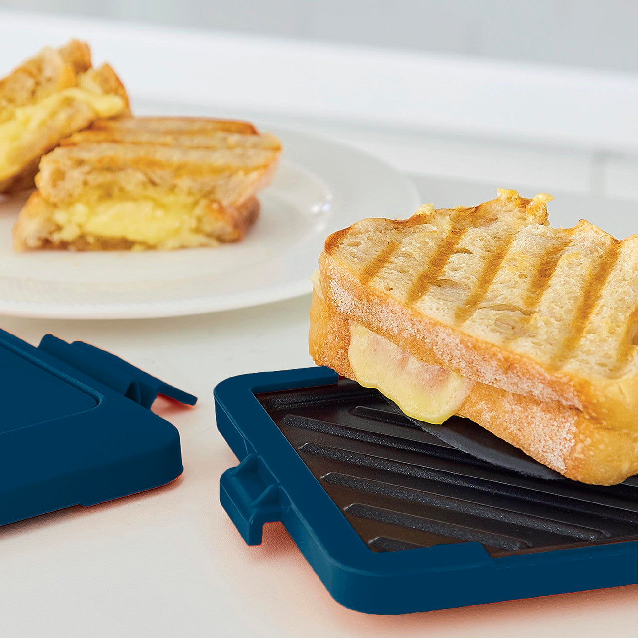 Laser Heatwave Tech Microwave Toastie Maker Blue V1031-CO-MICSNA-620