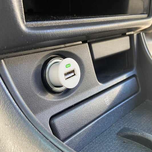 Laser USB Car Charger with 3-in-1 Cable White V1031-PW-UB243C-WHT