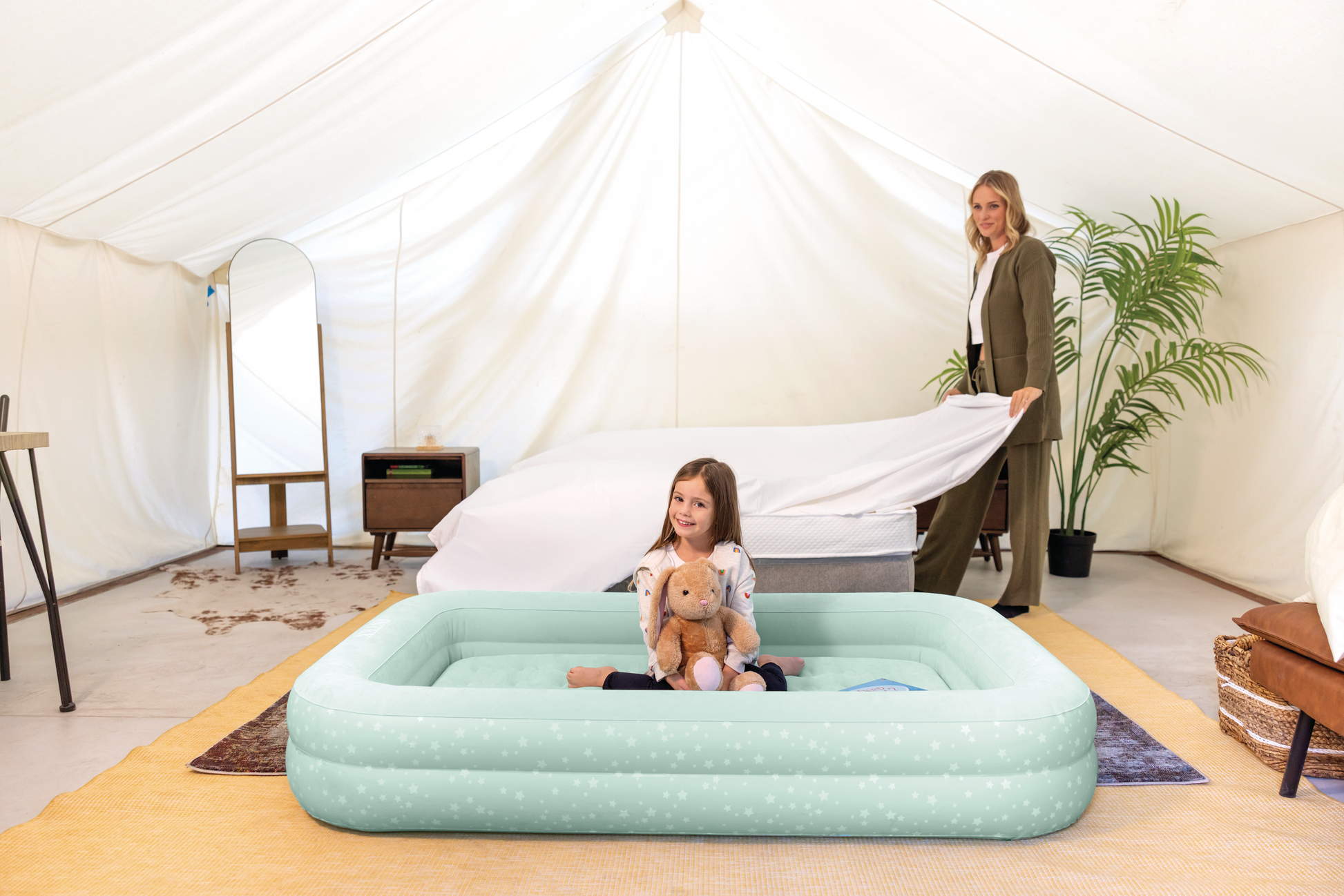 Intex Kidz Inflatable Travel Bed set with Hand Pump - Stars. Great for Travel 66810 V1032-IXKIDZBED-66810