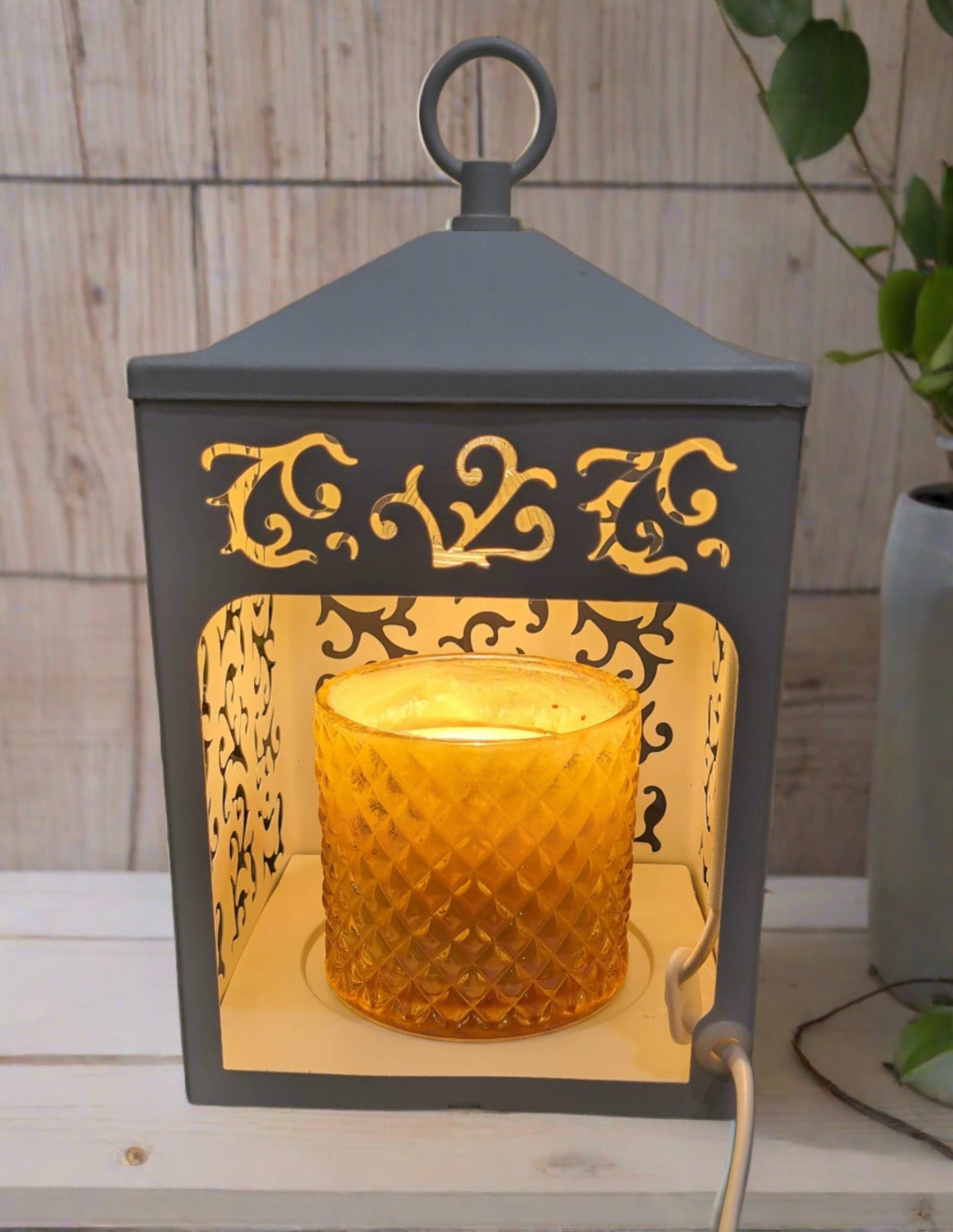 White Cottage Lantern V1049-CLWHT