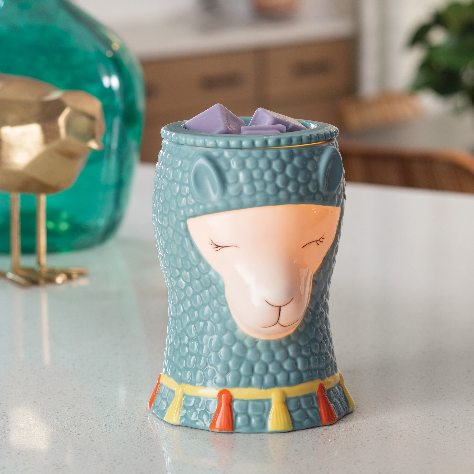 Llama Illumination Warmer V1049-RWAMA