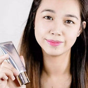 Brightening Sunscreen | SPF 50+ | PA+++ | No White Cast | Nourishing V1052-LA-SUNSCREEN