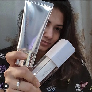 Brightening Sunscreen | SPF 50+ | PA+++ | No White Cast | Nourishing V1052-LA-SUNSCREEN