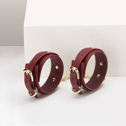 Daytona 8 Pc Deluxe Bondage Play Kit Burgundy Gold V1055-7DM45855100453