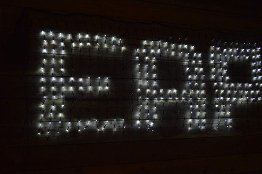 Samland 448 LED Programmable Scrolling Text Message Net Light 2m x 80cm in White V1060-LED448K-W