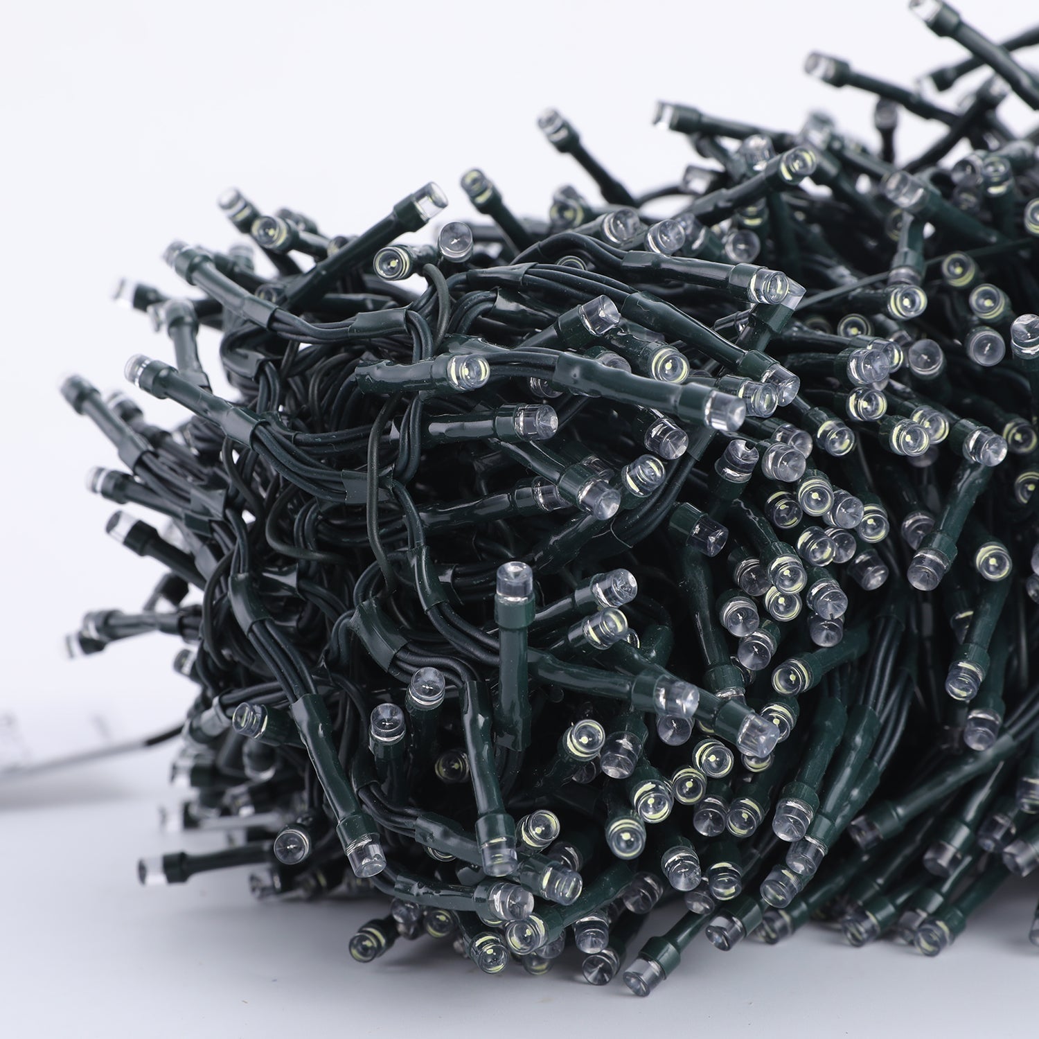 Samland 1200 Led Cluster Fairy Light Blue White For Christmas Decoration V1060-LEDCC1200-BW