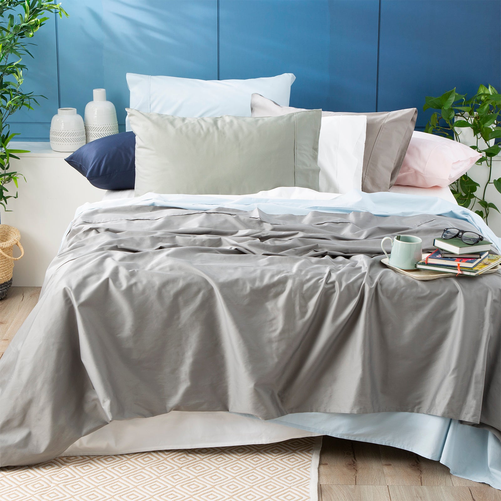 500 TC Bamboo Cotton Charcoal Split Head Queen Sheet Set by Park Avenue V107-SH328540