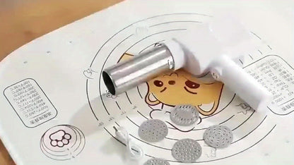 handheld noodle making machine, noodle maker, kitchen appliance, five noodle models, detachable cleaning, V1102-122-WHI-40406