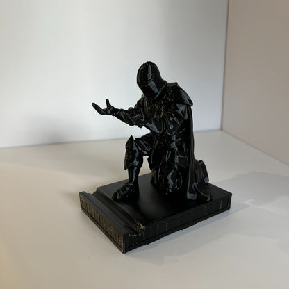 **Knight Sculpture Pen Holder: A Medieval Epic on Your Desk, Where the Pen Becomes a Sword, Blending V1102-QSBJ001
