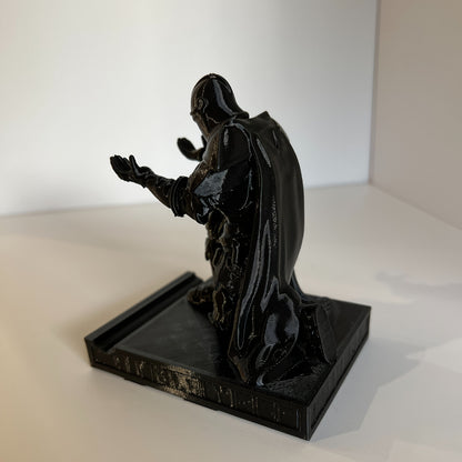**Knight Sculpture Pen Holder: A Medieval Epic on Your Desk, Where the Pen Becomes a Sword, Blending V1102-QSBJ001