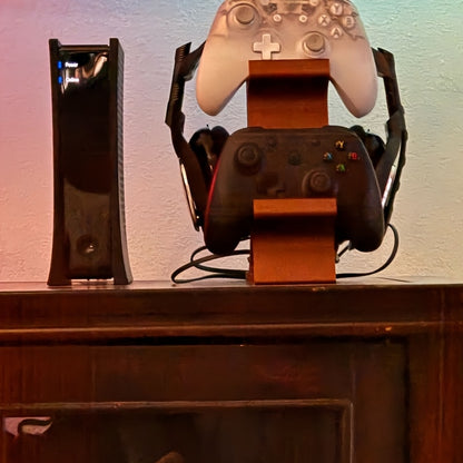 ORANGE 3-in-1 PS5 and Xbox Controller Stand - Compatible with PlayStation 5/Xbox Consoles. A gaming desktop V1102-SBZJ003