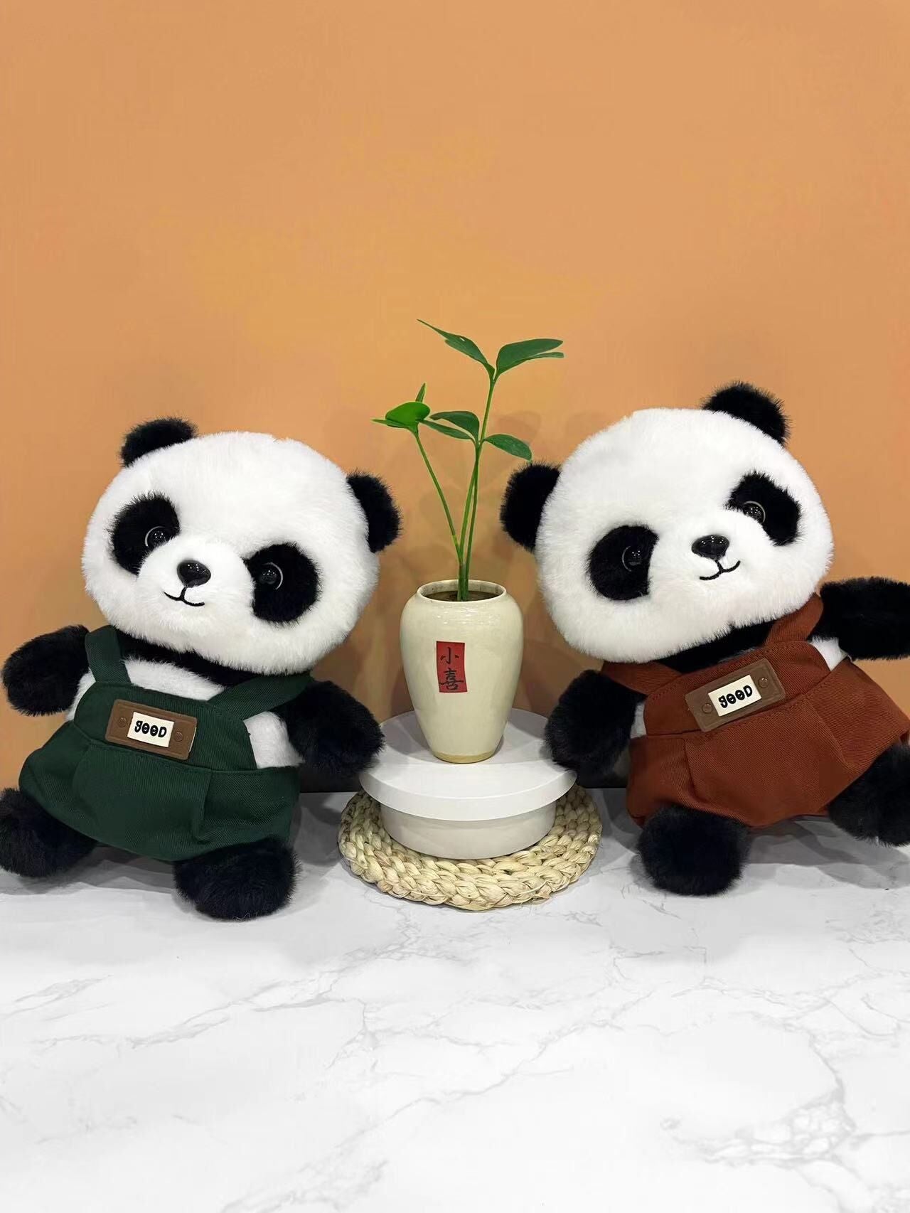 A unique Chinese panda plush toy, a simulated giant panda doll (green) V1105-YAXM-001