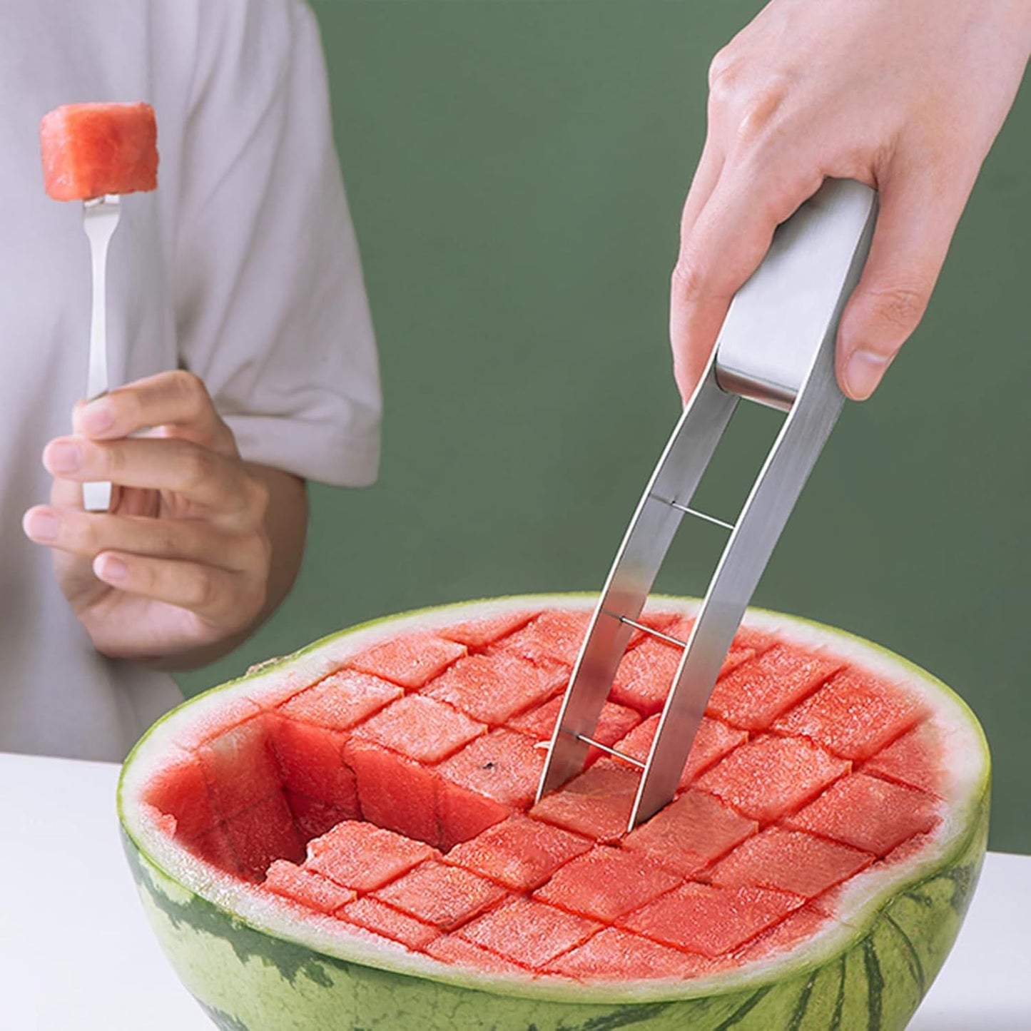 Stainless Steel Watermelon Cube Cutter Slicer, Ergonomic Handle Fruit Dicer for Kitchen and Outdoor Picnics V1107-CS-BXGQXGD