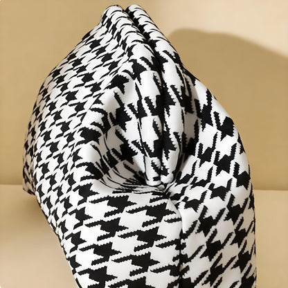 Houndstooth Knit Cloud Bag: Commute & Daily Handbag, Portable Storage Clutch (Black) | Other Colors Available V1107-CS-QGNSNB1