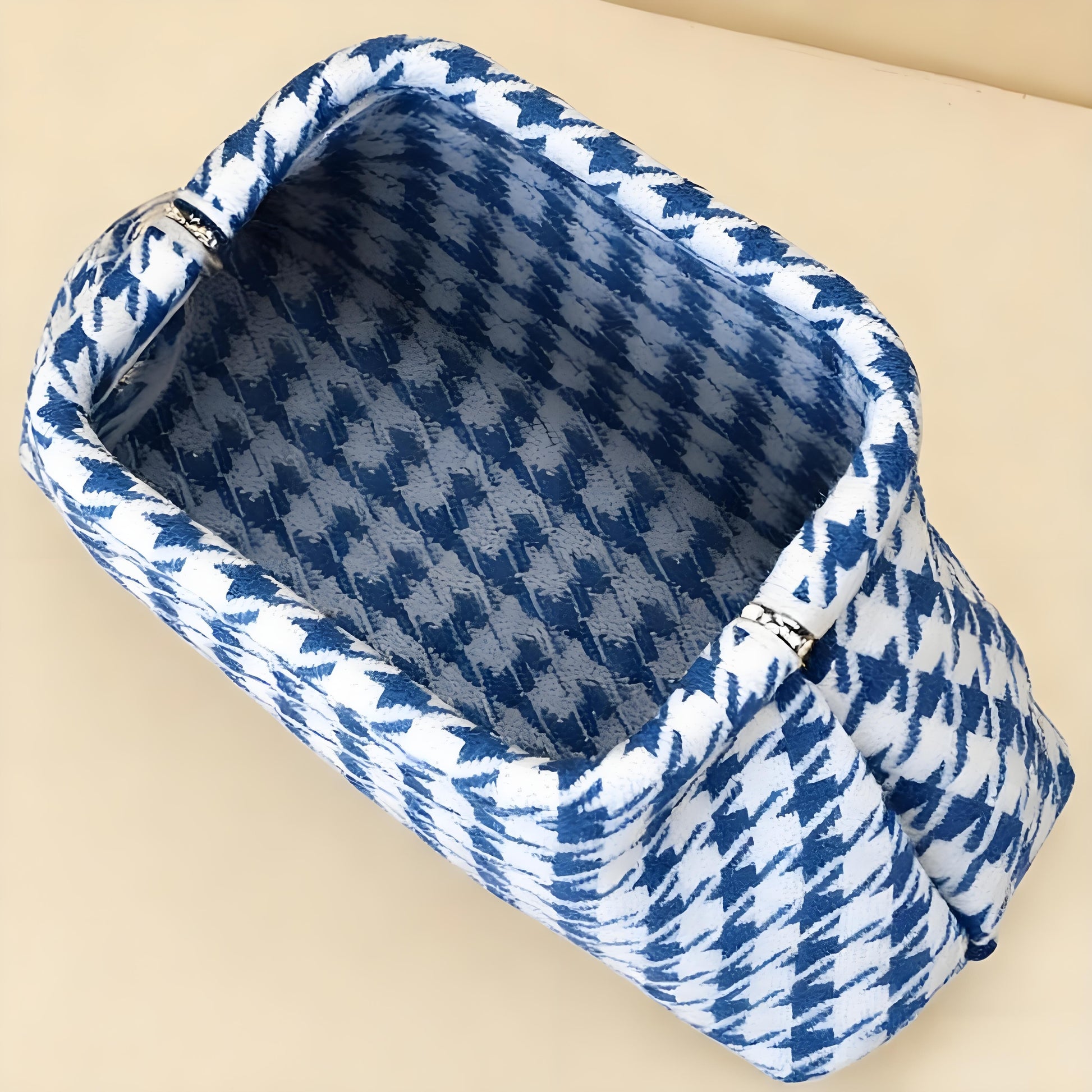 Houndstooth Knit Cloud Bag: Commute & Daily Handbag, Portable Storage Clutch (Blue) | Other Colors Available V1107-CS-QGNSNB3
