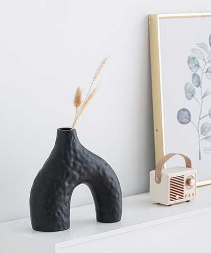 Minimalist Ceramic Vase Set (2-Piece): Modern Home Decor for Flower Arrangements (Black) | White Version V1107-CS-XDQSHP1