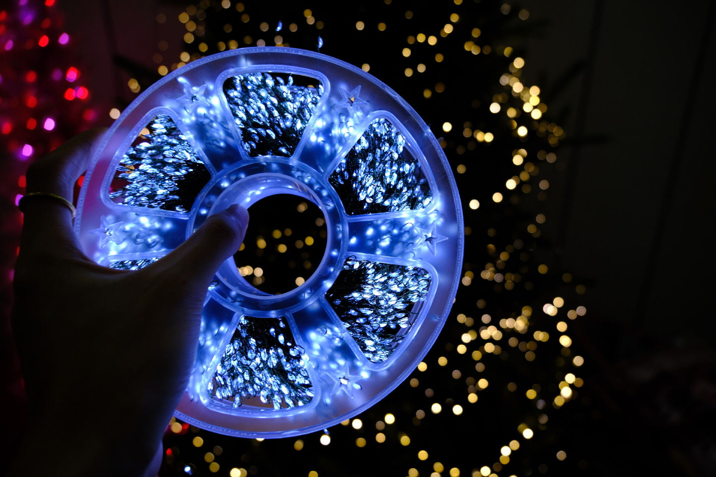 900 LED Cool White USB Fairy String Lights with Remote, 30m Green Wire, IP44 Waterproof 8-Mode Timer for V1107-WARM WHITE USB FAIRY STRING LIGHTS
